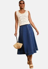 Love & Roses - REGULAR FIT - SCOOP NECK - Top - ivory Thumbnail Image 1