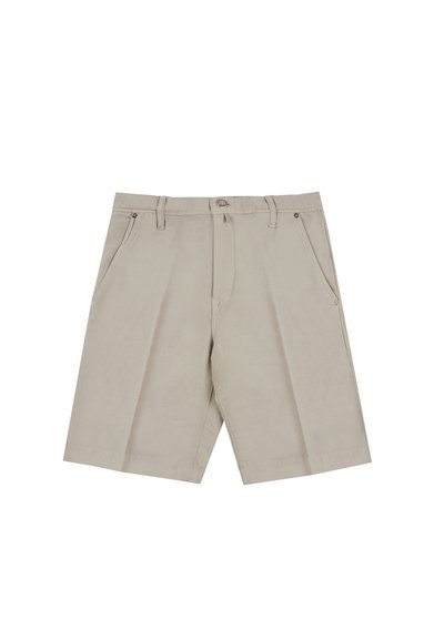 Pantalones cortos beige claro hechos de una mezcla de algodón. Presentan dos bolsillos delanteros, una cremallera en la bragueta y un diseño de frente plano. Costuras limpias.