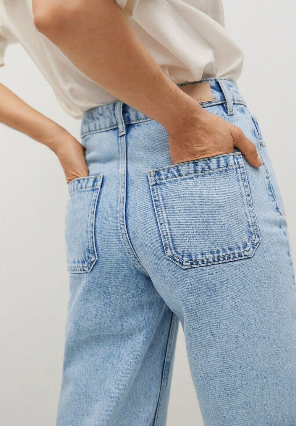mango carol jeans