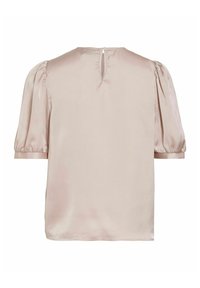 Blouse courte en satin beige à manches courtes bouffantes avec une petite ouverture en trou de serrure au dos et fermeture par bouton.