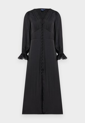 Μακρύ μαύρο φόρεμα με λαιμόκοψη σε σχήμα V, κουμπιά μπροστά, διακοσμητικές δαντελωτές μανσέτες και πιέτες στο στήθος και τα μανίκια.