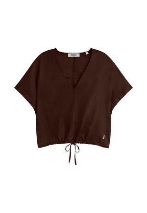 Krótka bluzka z krótkim rękawem w ciemnobrązowym kolorze, z dekoltem w szpic, luźnym krojem i regulowanym troczkiem przy dolnym brzegu.