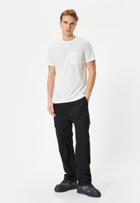 Koton T-shirts basic - black