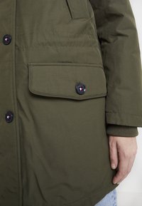 Tommy Hilfiger Zimní kabát - olive