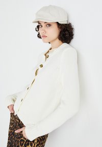 GAP CASHSOFT CREW CARDI - Kardiganas - ivory frost