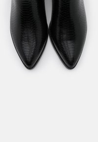 Buffalo Botines bajos - grey