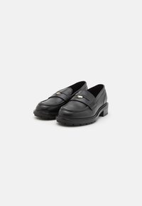 Tommy Hilfiger PENNY LOAFER - Zapatos sin cordones - black