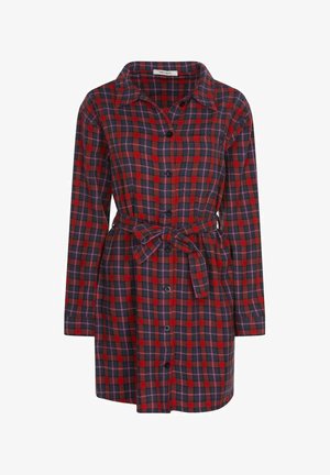 Rød og marineblå ternet langærmet skjortekjole med knapper foran og et matchende stofbælte bundet om taljen.