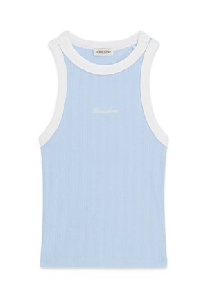 Lichtblauw geribd mouwloos hemdje met witte bies en klein "Guess Jeans" logo op de borst.