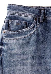 Ljusblå denimjeans med en blekt finish, med en standard midjeband, femficka design och kontrastrika sömmar.