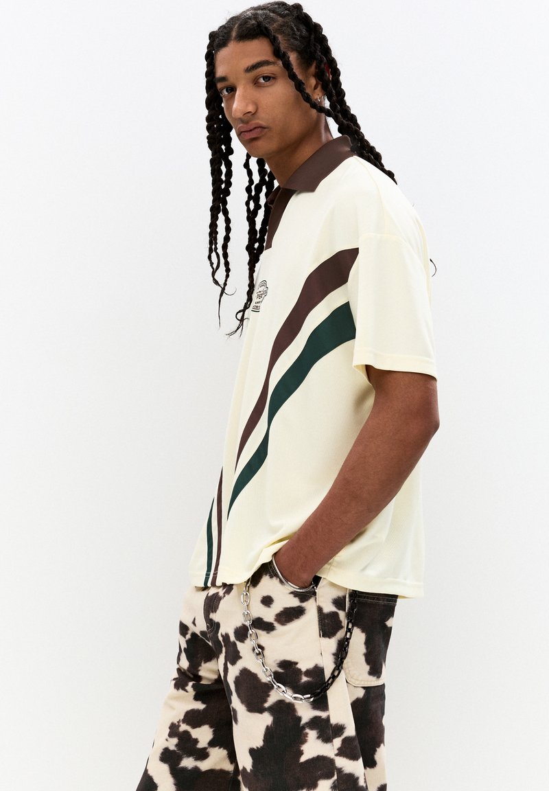 PULL&BEAR - COLOUR BLOCK - Polo shirt - beige, Enlarge