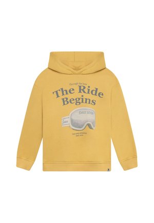 Sudadera con capucha amarilla con gráfico frontal de gafas de esquí y texto "The Ride Begins" y "Daily Seven adventures Estd. 2020" en fuente gris.