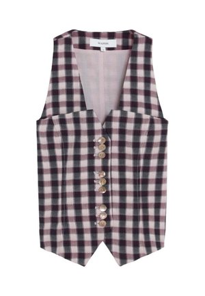 Chaleco sin mangas a cuadros con cuadrados en negro, blanco y burdeos, con un escote en V profundo y una fila de ocho botones marrones claros en la parte delantera.