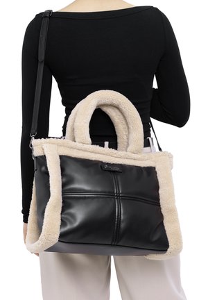 Remonte, REMONTE HANDTASCHE Q0742 - Handtasche - beige