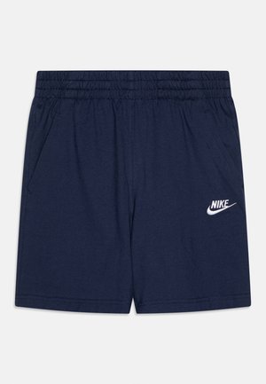 Tums zils Nike šorti ar elastīgu jostu, sānu kabatām un baltu Nike logotipu uz kreisās kājas.