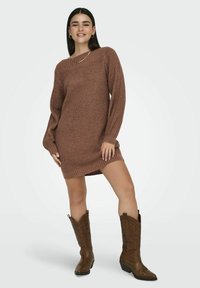 JDY JDYWHITNEY MEGAN BOAT NOOS - Abito in maglia - russet