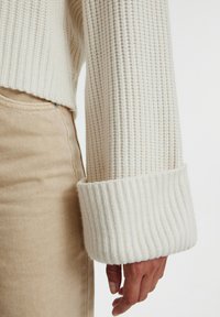 EDITED BRITTANY - Strickpullover - weiß