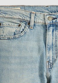 Non selezionato, in the head lights