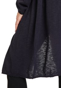 Cartoon Neuletakki - blue