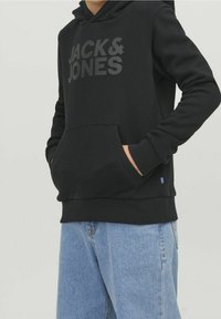 Jack & Jones Junior JJECORP LOGO HOOD - Mikina s kapucí - black