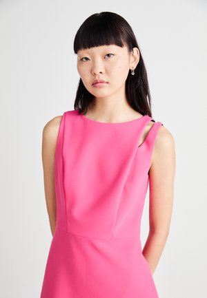 KISUNA - Day dress - bright pink