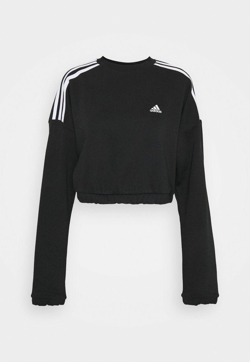 Sweat-shirt Adidas noir court à manches longues avec des accents à trois bandes blanches sur les épaules et un petit logo Adidas blanc sur la poitrine.