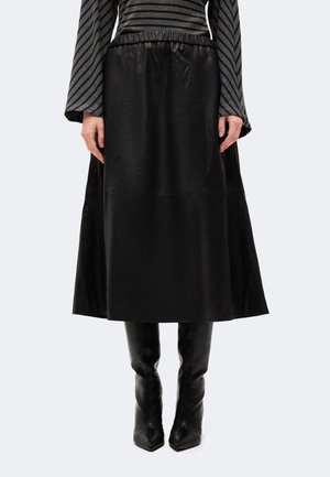 YAS, YASCOLEA LONG SKIRT - Jupe en cuir - black