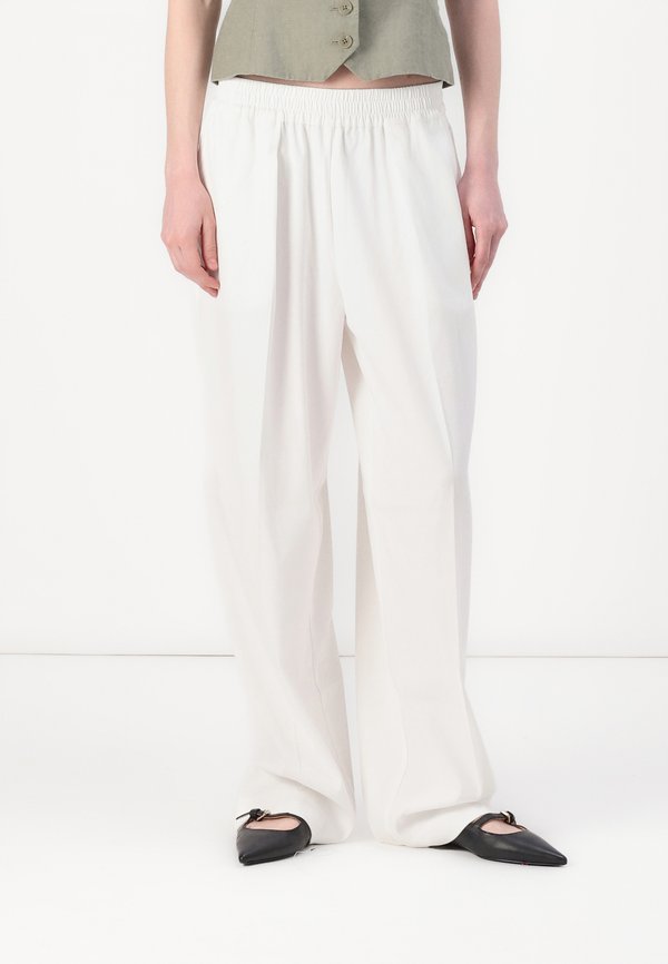 JULIA - Trousers - egret