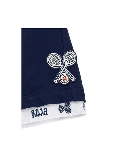 Marineblaue Tennis-Shorts mit elastischem weißen Bund, verziert mit gestickten Tennis-Schlägern und einem Logodetail. Weicher Stoff.