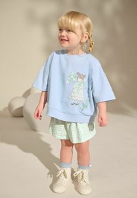 Miniaturna slika 2
