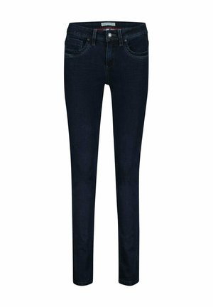 Donkerblauwe slim fit jeans met voorste knoop, rits en vijf-zakkenstijl, getoond tegen een witte achtergrond.