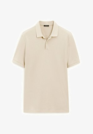 Beige Polo-Shirt mit kurzen Ärmeln, klassischem Kragen, zwei Knöpfen und glatter Textur. Minimalistisches Design ohne Muster oder Akzente.