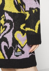 The Ragged Priest COURSE DRESS - Vestido de malha - black/lilac