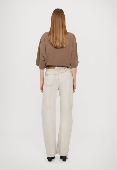 MM6 Maison Margiela PANTS POCKETS - Traperice ravnih nogavica - light blue