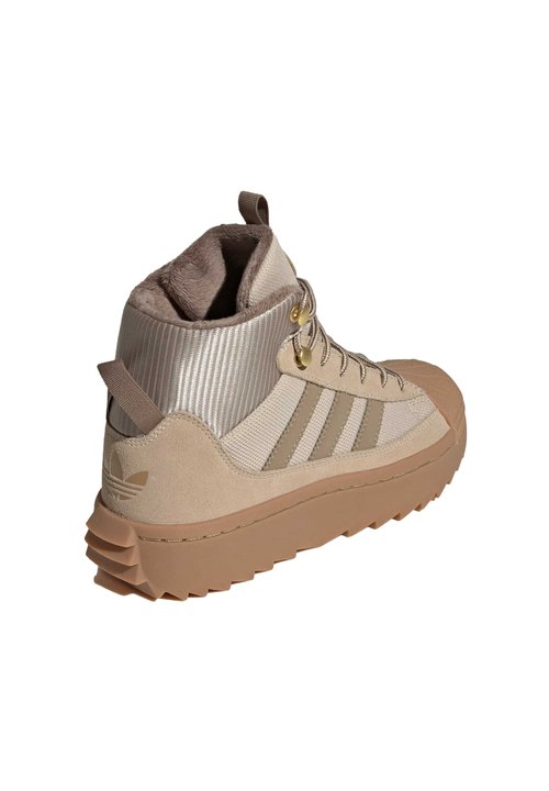adidas Zapatilla Superstar Winter Trek — photo 3