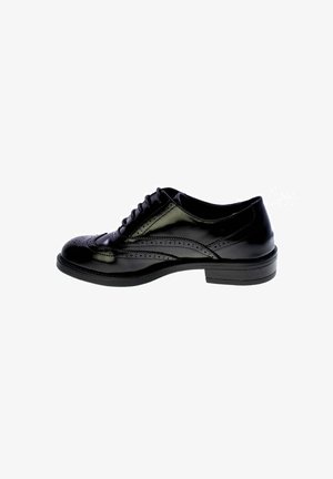 Scarpa oxford in pelle nera con finitura lucida, caratterizzata da dettagli brogue, chiusura con lacci e tacco basso impilato.