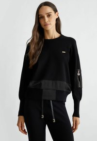 LIU JO CREW-NECK WITH POCKET - Džemper - black
