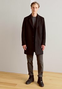Antony Morato COAT RUPERT REGULAR FIT WITH PADDED TECHNO FABRIC AS CONTRAST - Cappotto corto - black