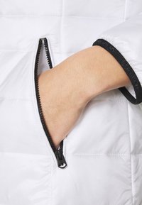 Calvin Klein Vinterkappa /-rock - off-white