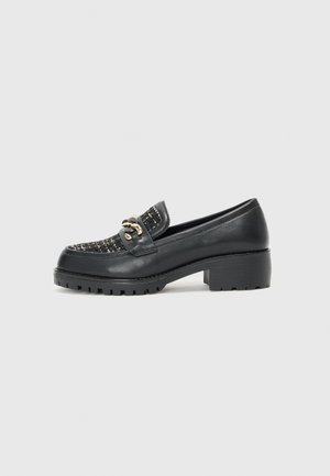 Slip-ons - black