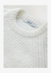 Neselectat, white/black polka dot