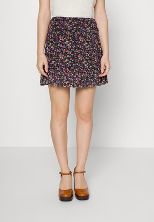 Wrap skirt - black