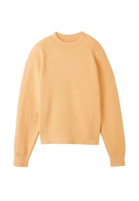 Sweter z dzianiny prążkowanej w miękkim, brzoskwiniowym kolorze. Posiada okrągły dekolt, długie rękawy oraz luźny krój z prążkowanym dołem i mankietami.