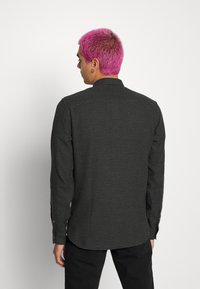 Only & Sons ONSLARS LIFE HOUND TOOTH - Camisa - peat