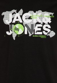 Jack & Jones JCODUST CREW NECK - T-shirt med print - black