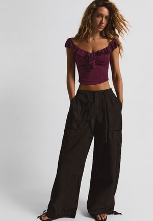 Bershka, FRILLED BARDOT CORSET - TOP - Blouse - dark red