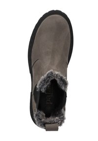 Grauer Wildlederstiefel mit Kunstfellfutter. Abgerundete Zehenpartie und elastische Seitenteile. Gummisohle mit leichter Struktur und Zuglasche hinten für einfaches An- und Ausziehen.