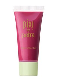 Pixi by Petra Sheer Cheek Gel pakattuna läpinäkyvään putkeen. Kirkas vaaleanpunainen geeli, jossa on vaaleanvihreä korkki. Kultaiset tekstit esittävät brändin ja tuotenimen.