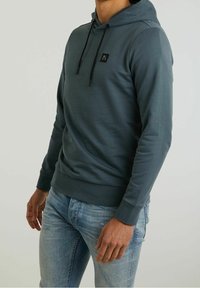 CHASIN' Jersey con capucha - blue