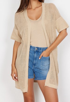 Vest - sand
